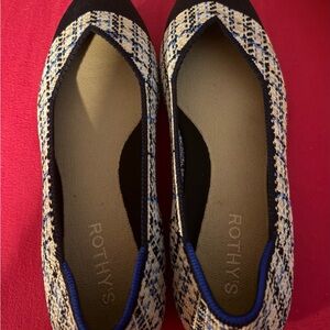 Rothy's Women's Black and Blue Patterned Flats